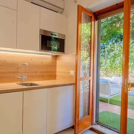 2-room With Terrace Steps From Sea & Casino, Sleeps 4 Lejlighed *