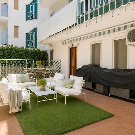 Terrace I Steps To Sea I Newly Refurbished I Casino * Sanremo