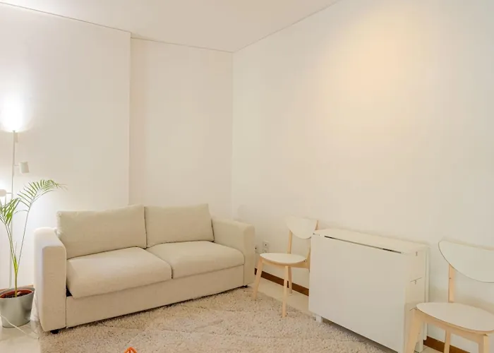 2-room With Terrace Steps From Sea & Casino, Sleeps 4 Sanremo