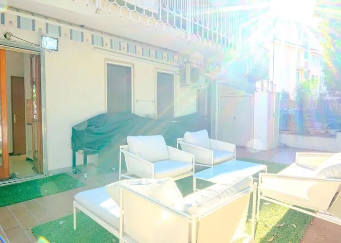 2-room With Terrace Steps From Sea & Casino, Sleeps 4 Lejlighed Sanremo